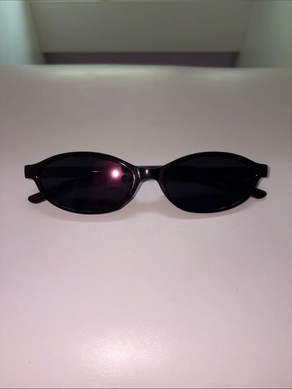 Black Oval Women’s Sunglasses - Classic Chic